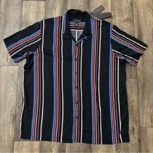 NWT, Shaquille O’Neal Men's Woven Shirt